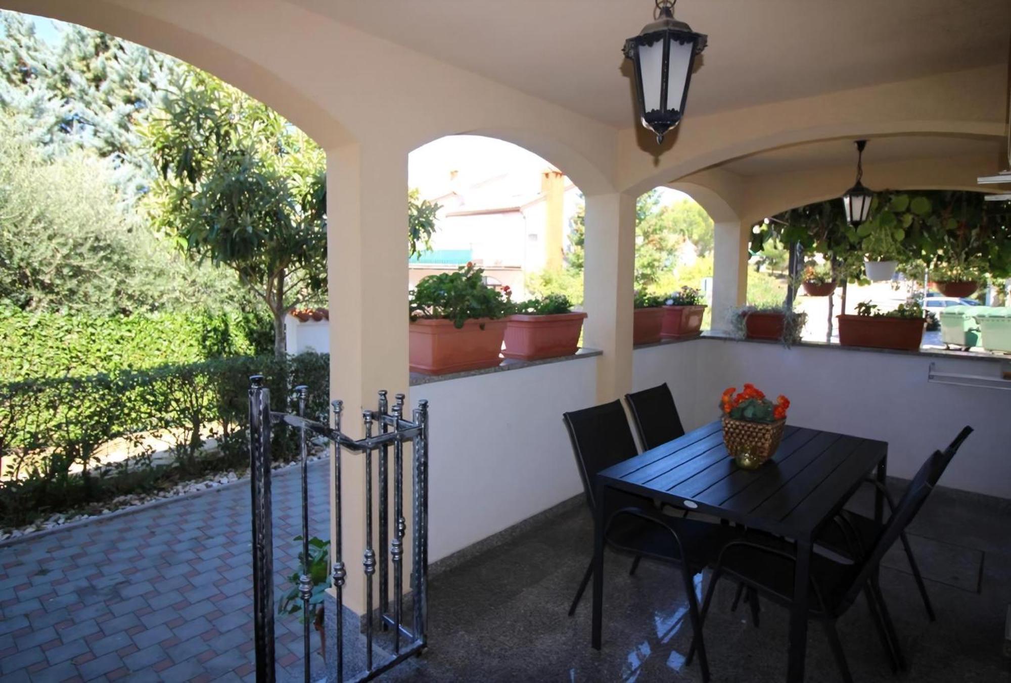 Apartmán Pineta 1 Mit Terrasse In Strandnaehe *