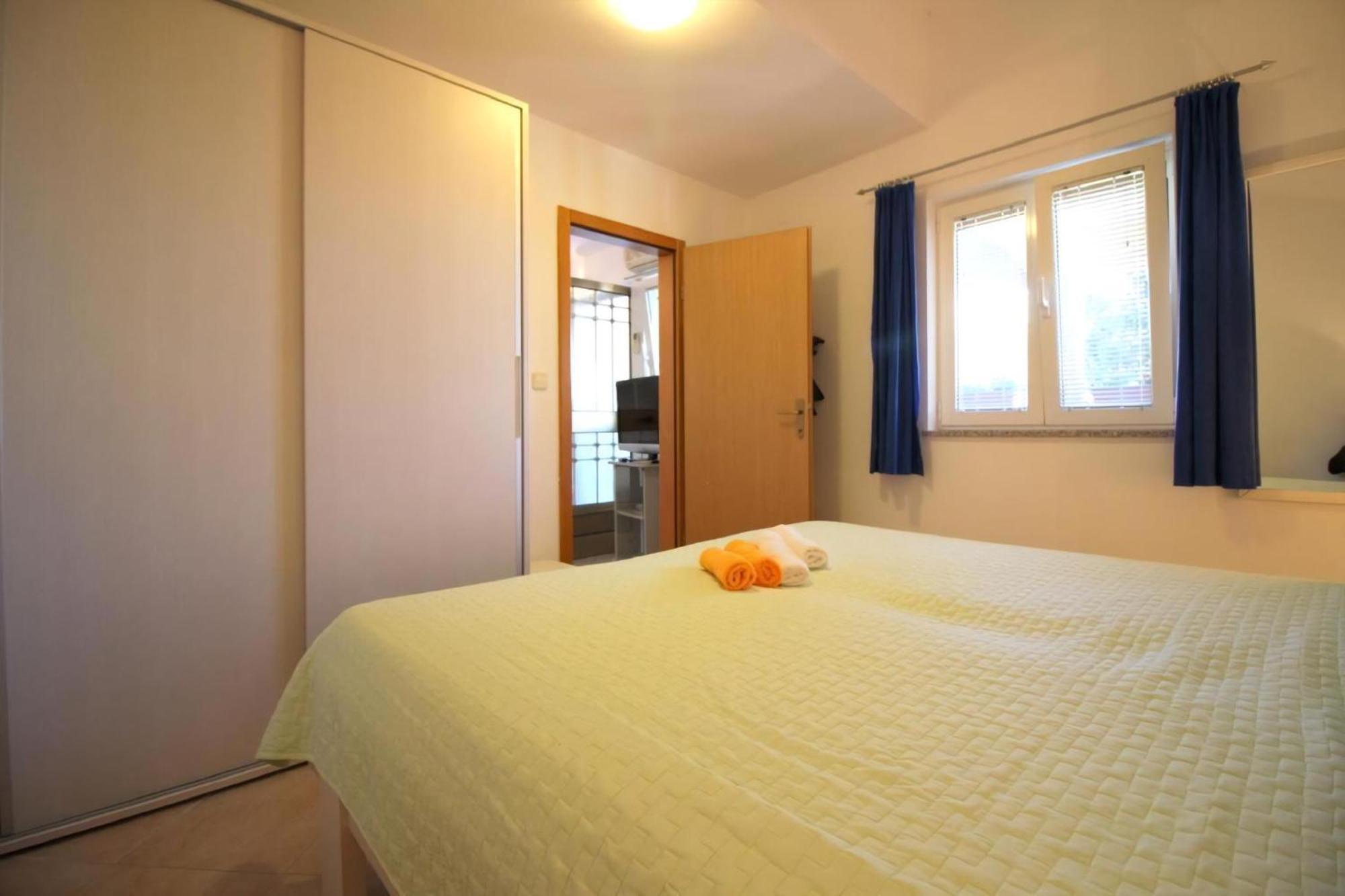 Apartmán Pineta 1 Mit Terrasse In Strandnaehe *